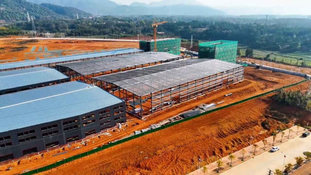 Paquetes de correas galvanizadas C/Z, componentes esenciales en el sistema de techo de las estructuras para bodegas