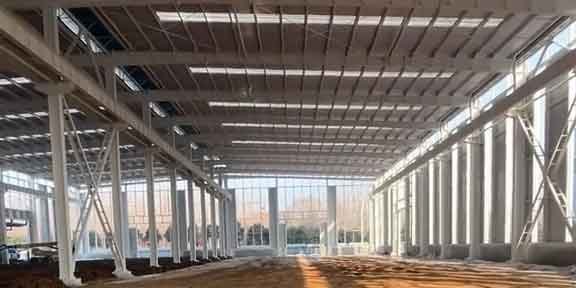 Vista espectacular de un proyecto llave en mano finalizado exitosamente utilizando galpones importados de China.