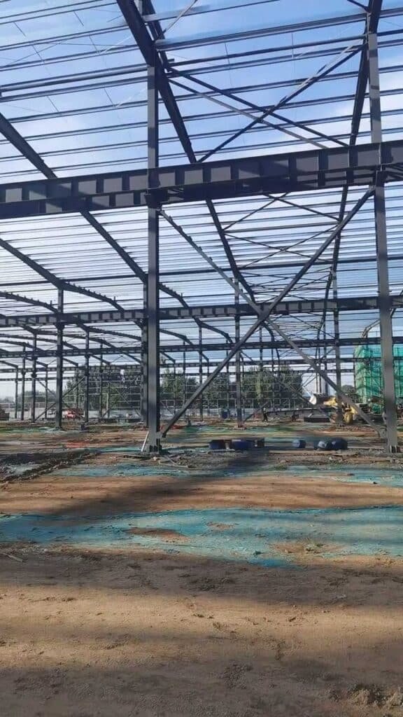 Montaje de estructuras metálicas eficiente en Perú, seguridad garantizada.