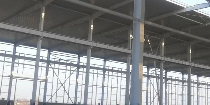 Precio de una bodega industrial en República Dominicana, optimización de costos.